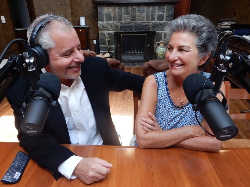 In an enlightening conversation, Dr. Sandra Cammarata and Dr. Giovanni Campanile had the privilege of interviewing Agapi Stassinopoulos, a beacon of transformation and joy.